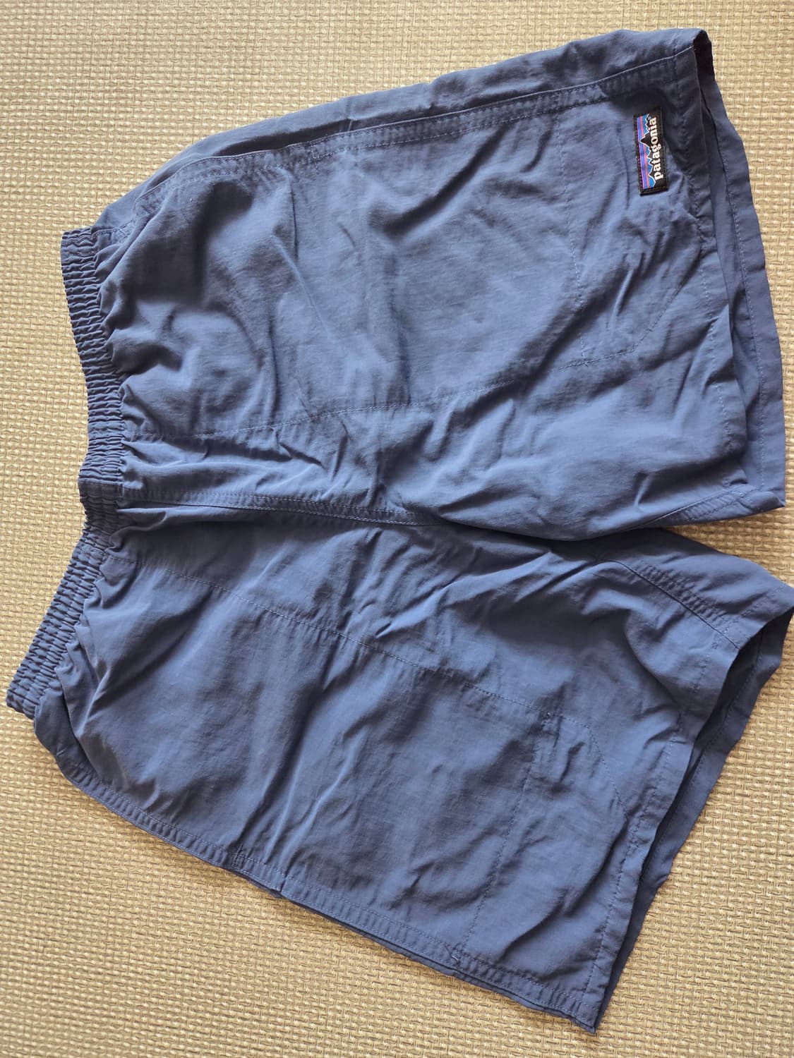 파타고니아 배기스5인치 반바지 팝니다. 상품이미지2