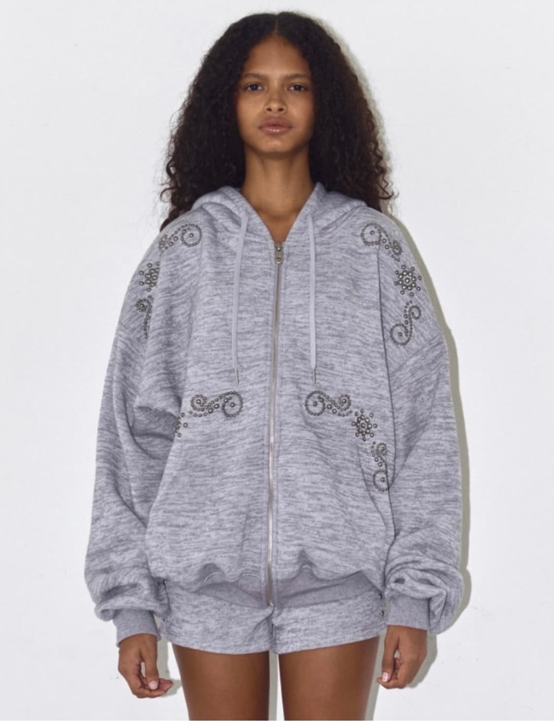 폴리수엠 오너먼트 스터드 후드집업 상품이미지1