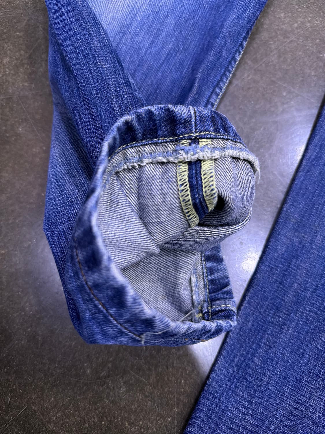 리바이스 504 레귤러 스트레이트핏 빈티지 워싱 데님팬츠 32 상품이미지7