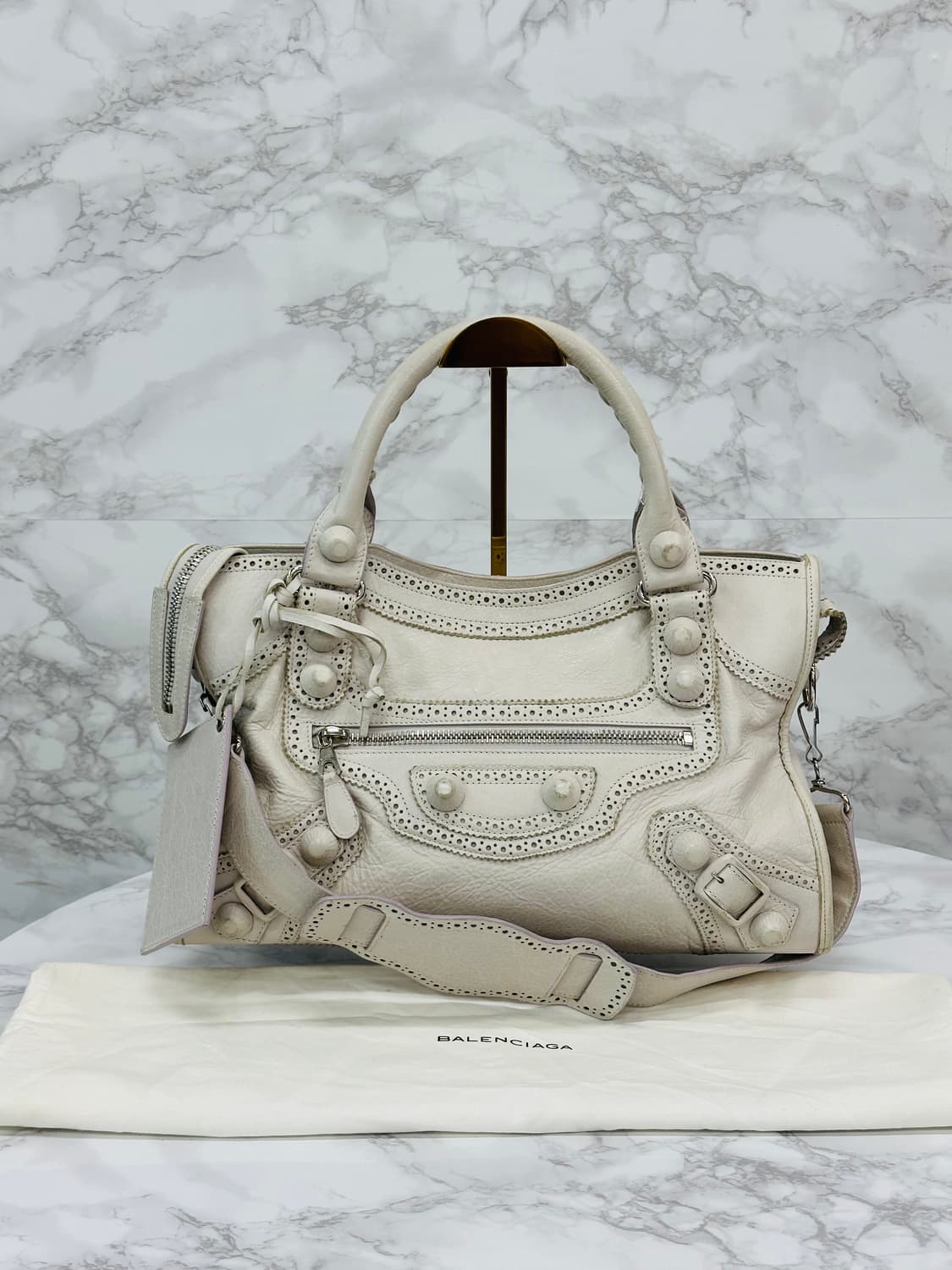 발렌시아가 자이언트 모터 시티백 화이트 상품이미지2