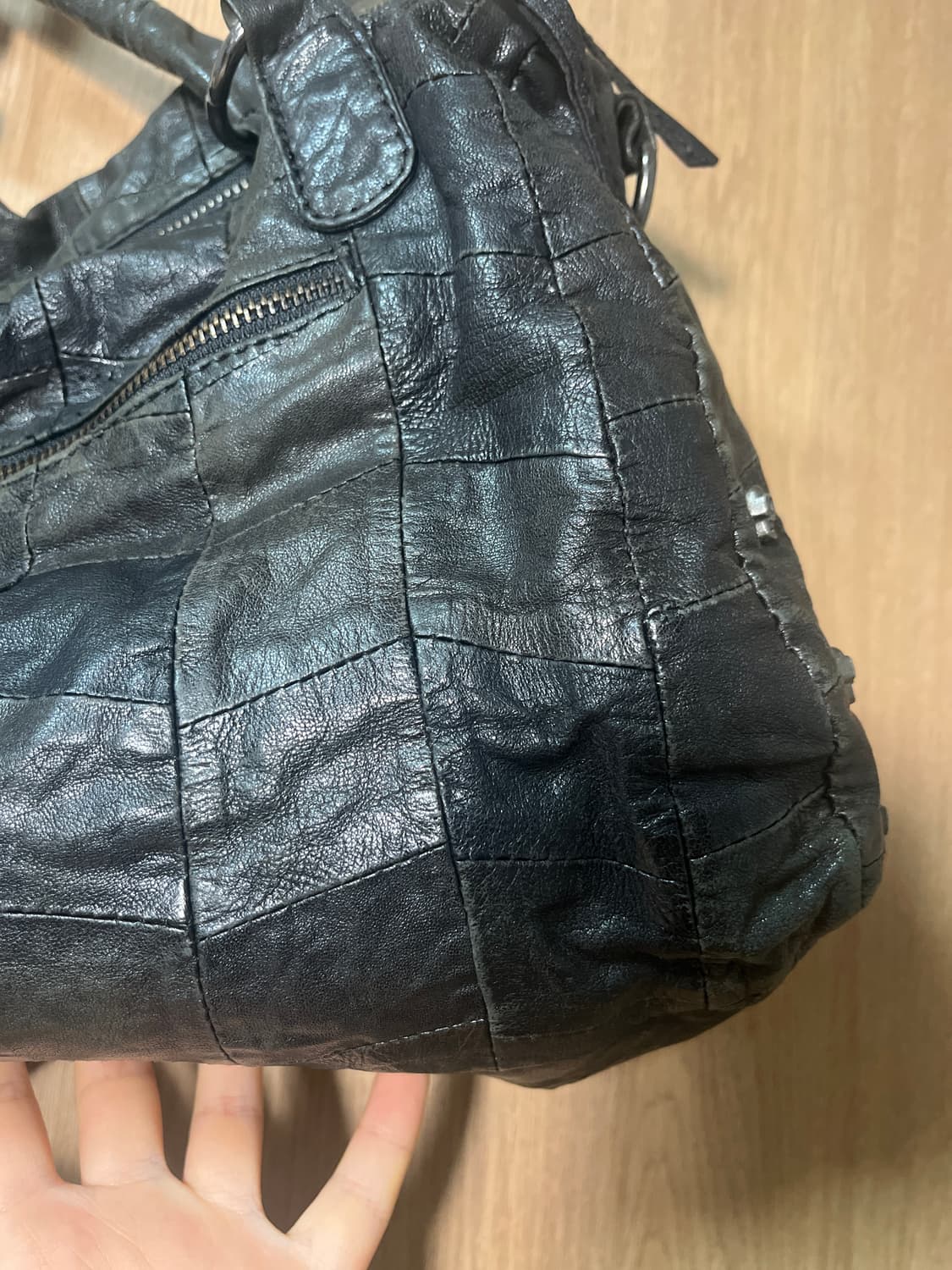 펑크 해골장식 가죽가방 상품이미지4