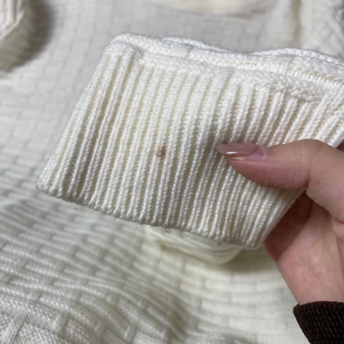 빈폴 자수로고 아이보리 패턴짜임 긴팔 니트 상품이미지8