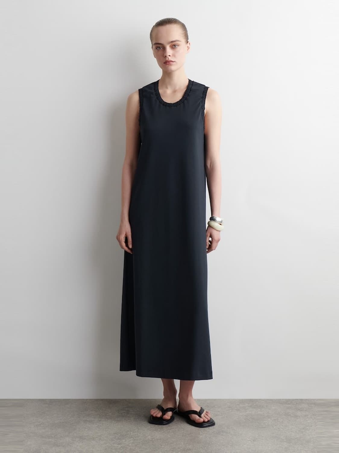 COS 러플 코튼 미디 드레스 네이비 상품이미지1