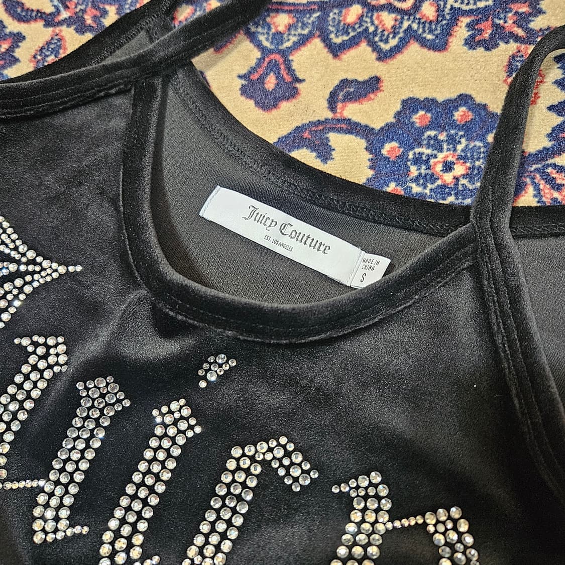 (미사용) 쥬시꾸뛰르 시그니쳐 큐빅 로고 민소매 크롭 탑 S size 상품이미지4