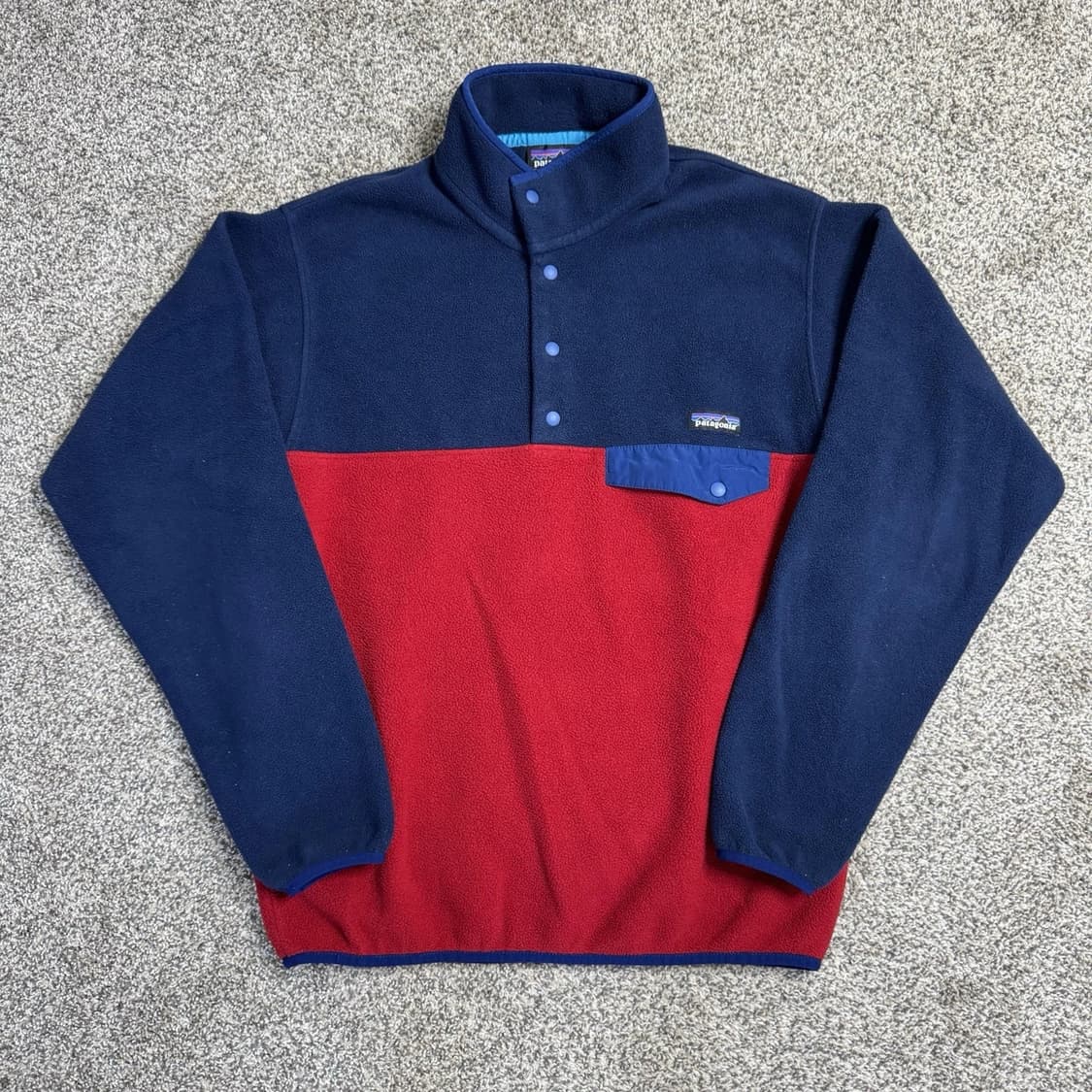 15FW 파타고니아 신칠라 스냅-T 네이비/레드/블루 상품이미지1