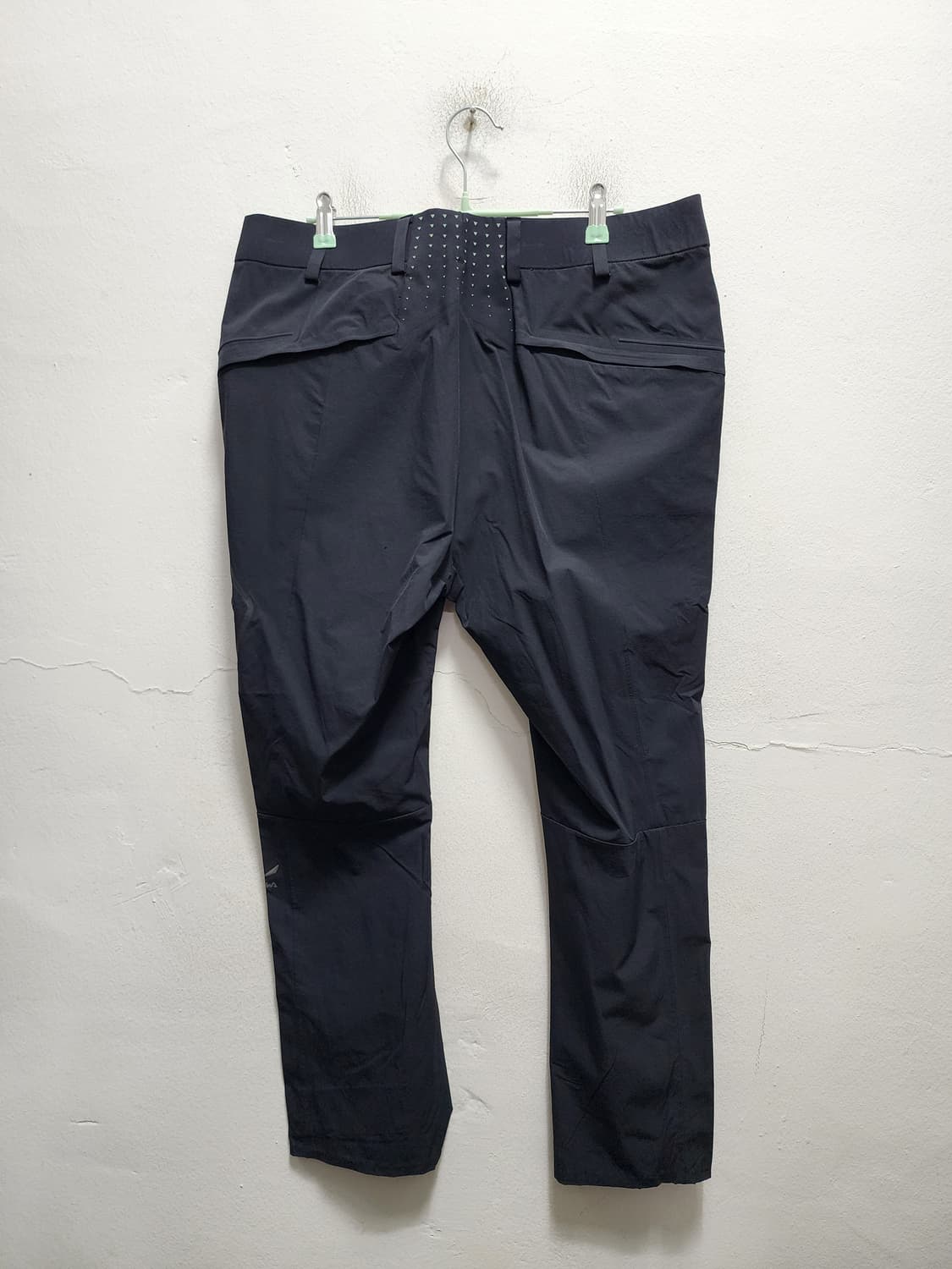 살레와 기능성 하이퍼 플랩 바지 상품이미지2