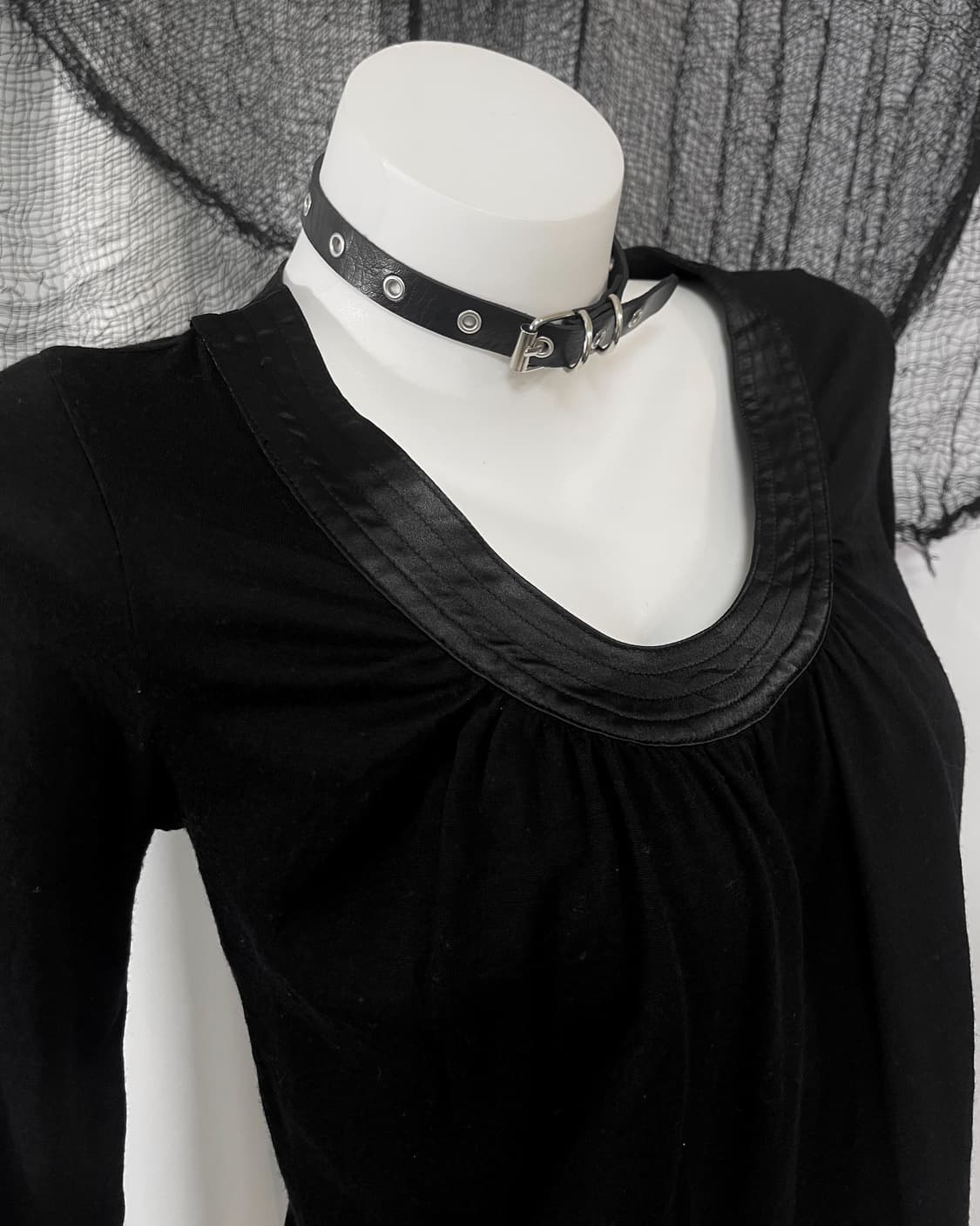 black t-shirt 상품이미지3
