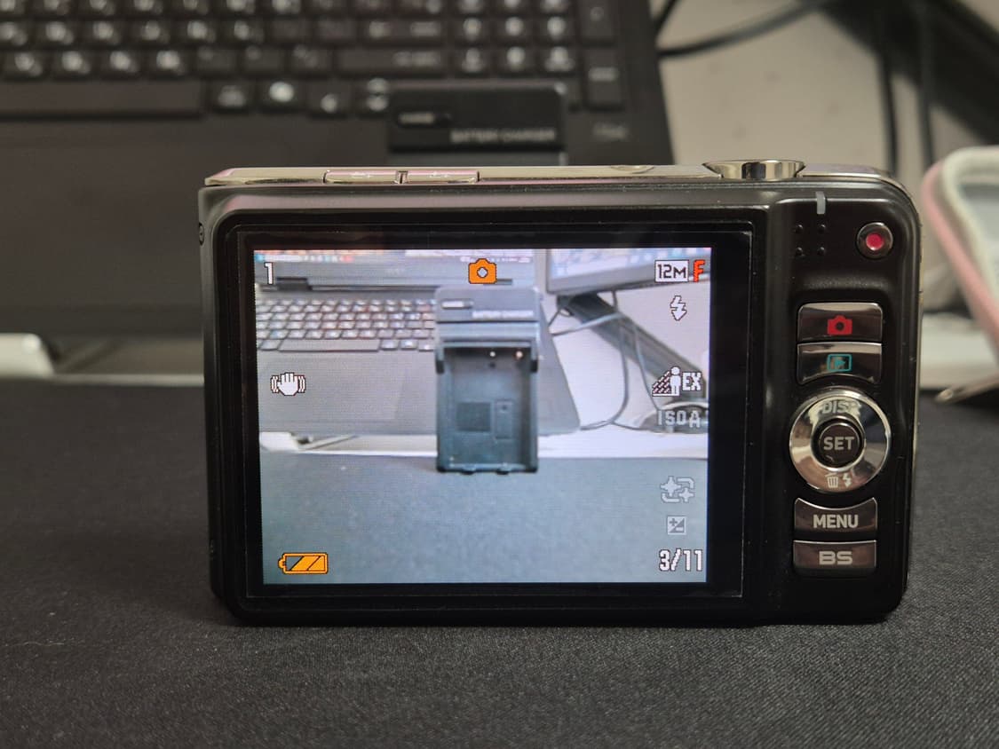 카시오 exilm h10 블랙 빈티지카메라 판매합니다. 상품이미지10