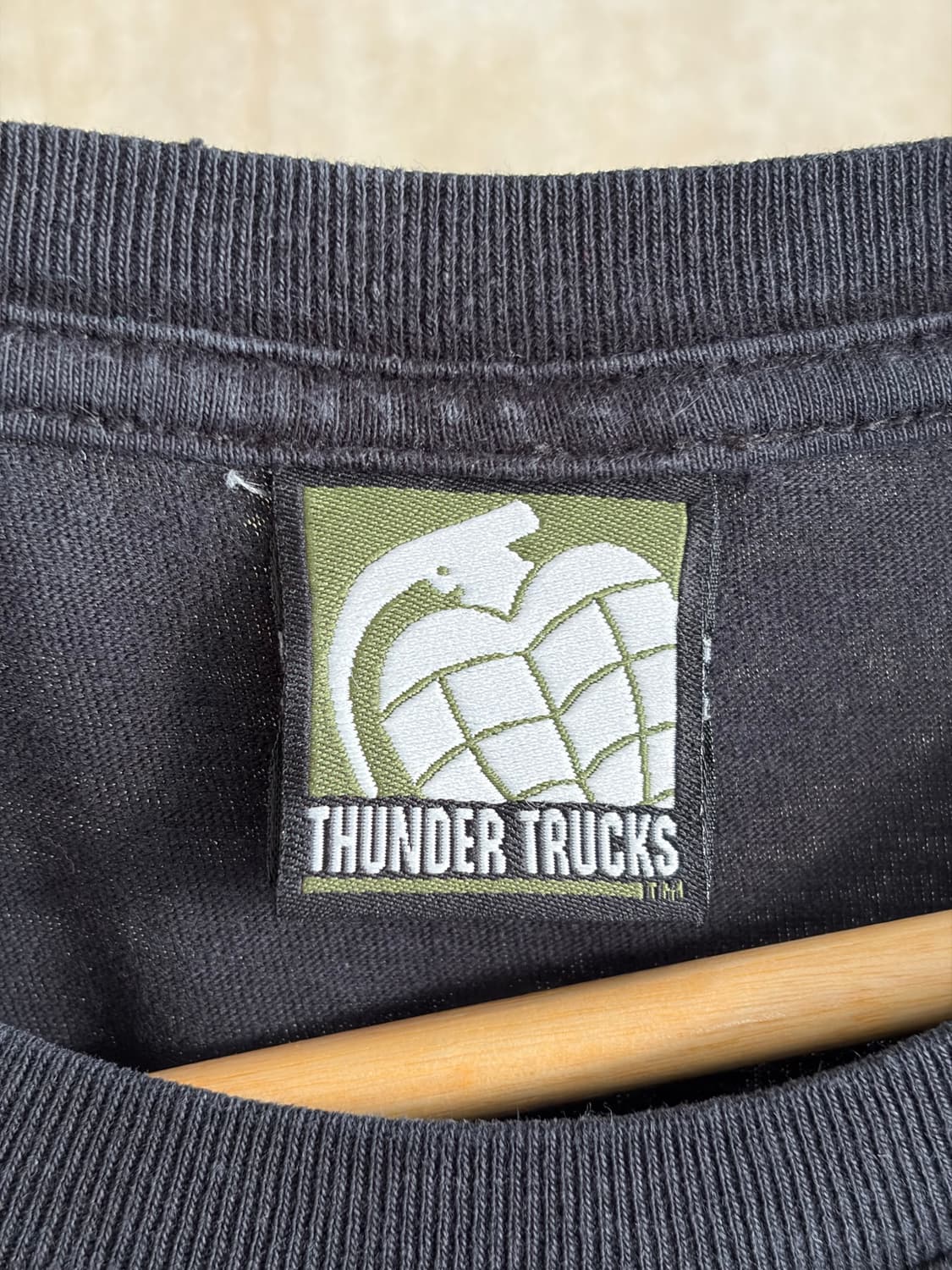 00s Thunder trucks 스케이트 티셔츠 상품이미지4