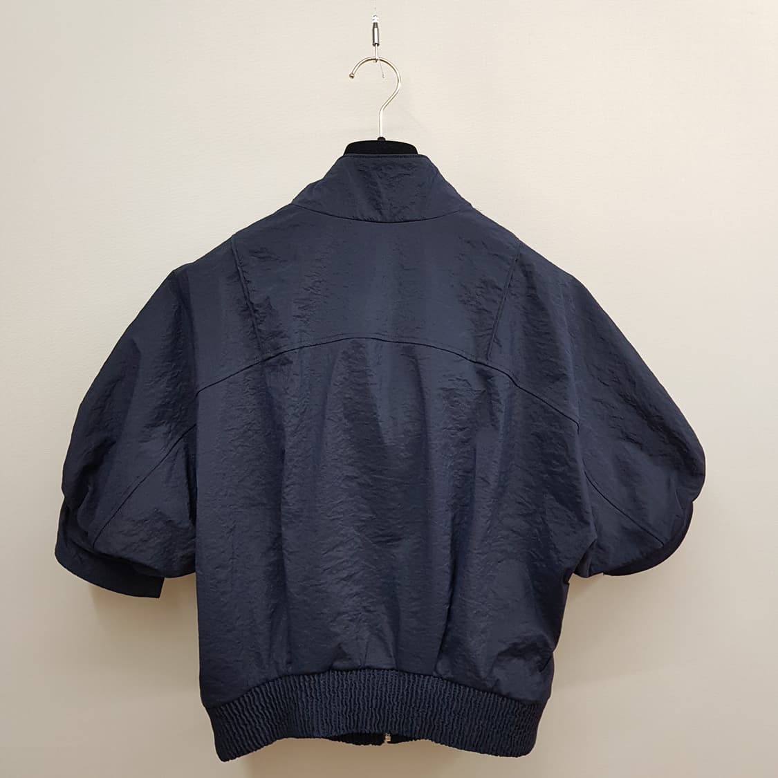 미샤 MICHAA 2022 반팔 블루종 자켓 94-94-165사이즈 상품이미지4