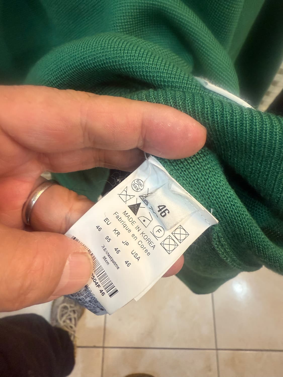 46/100 정품 우영미 패치 절개 니트 팝니다 상품이미지4