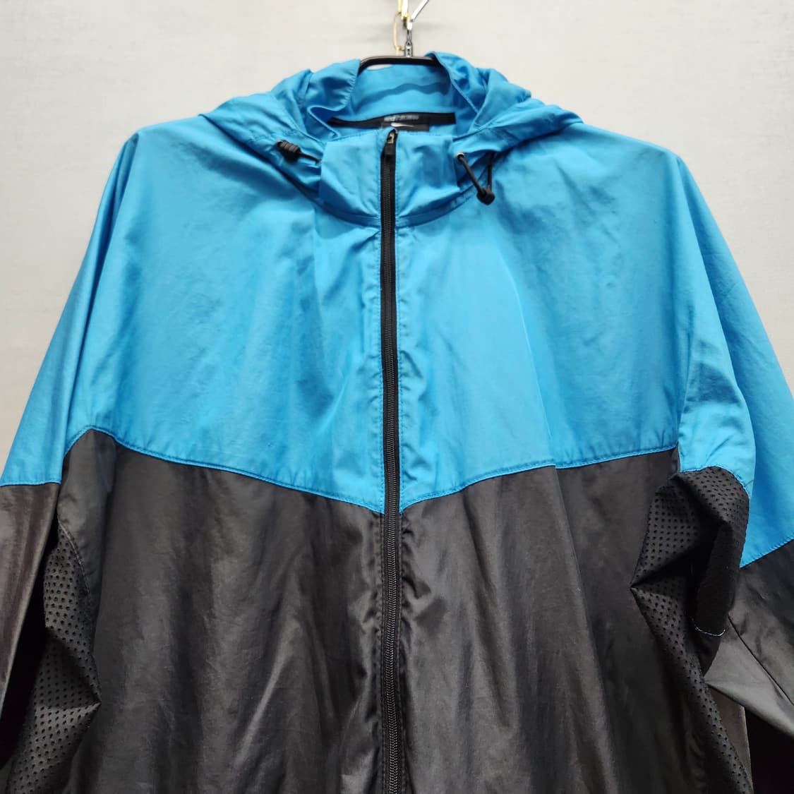 나이키 배색 사이드 메쉬 스트링 바람막이 XL(XL) 상품이미지4