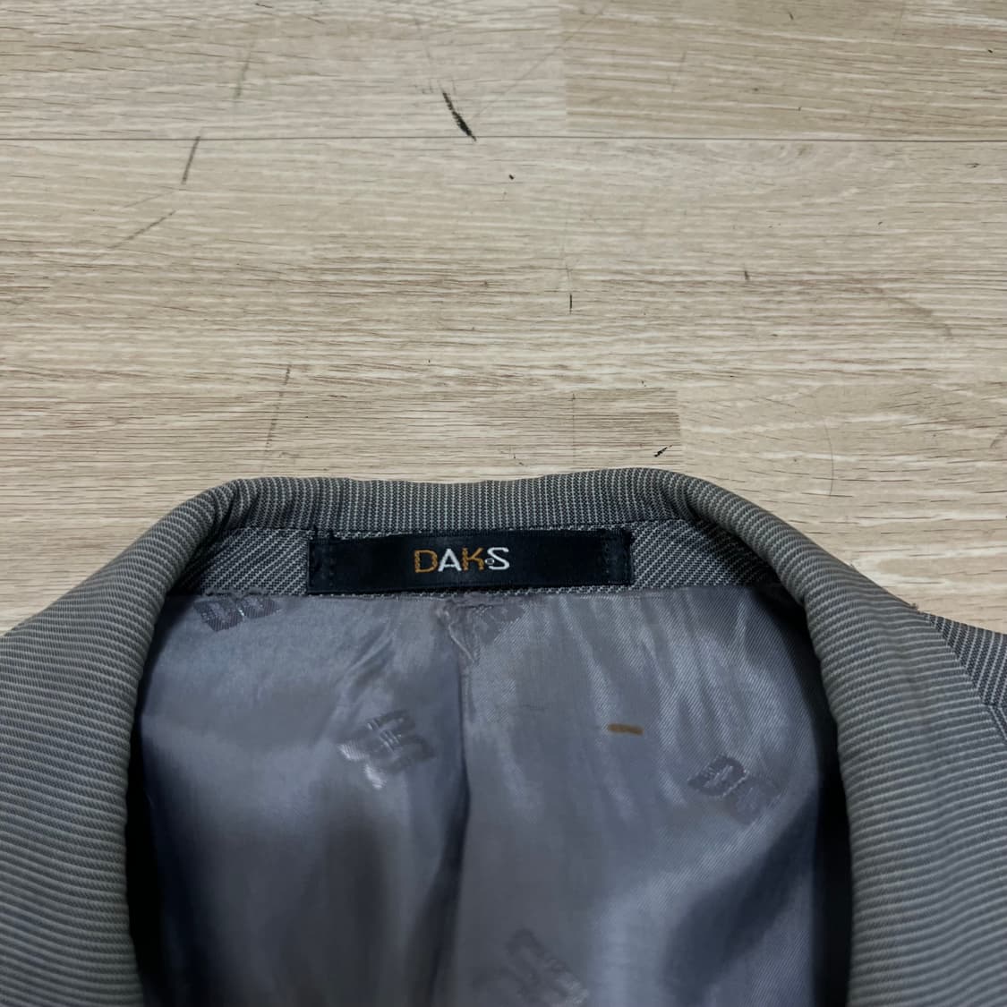 닥스 모직 스트라이프 블레이저 정장자켓 [그레이] 97-88-170 상품이미지4