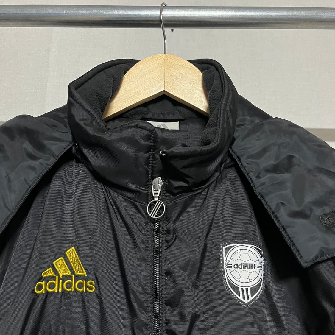 아디다스 검정색 롱패딩 90 상품이미지4