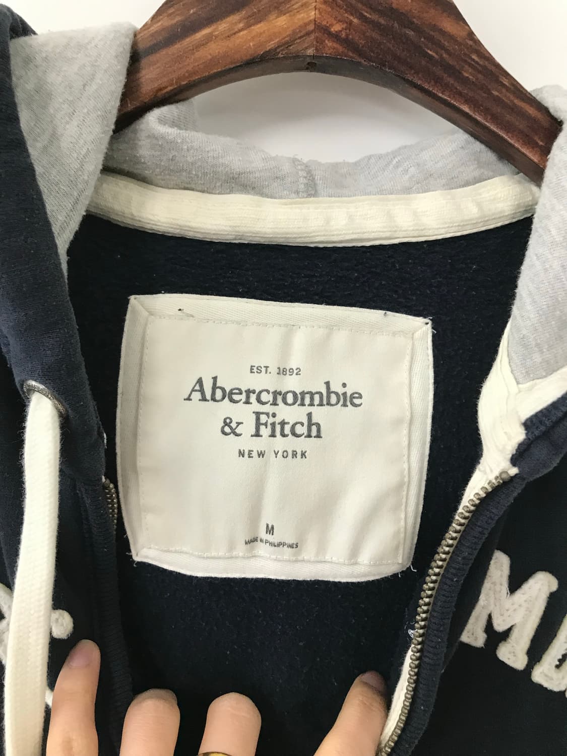아베크롬비 y2k 와투케 네이비 딱붙 후드집업 상품이미지6