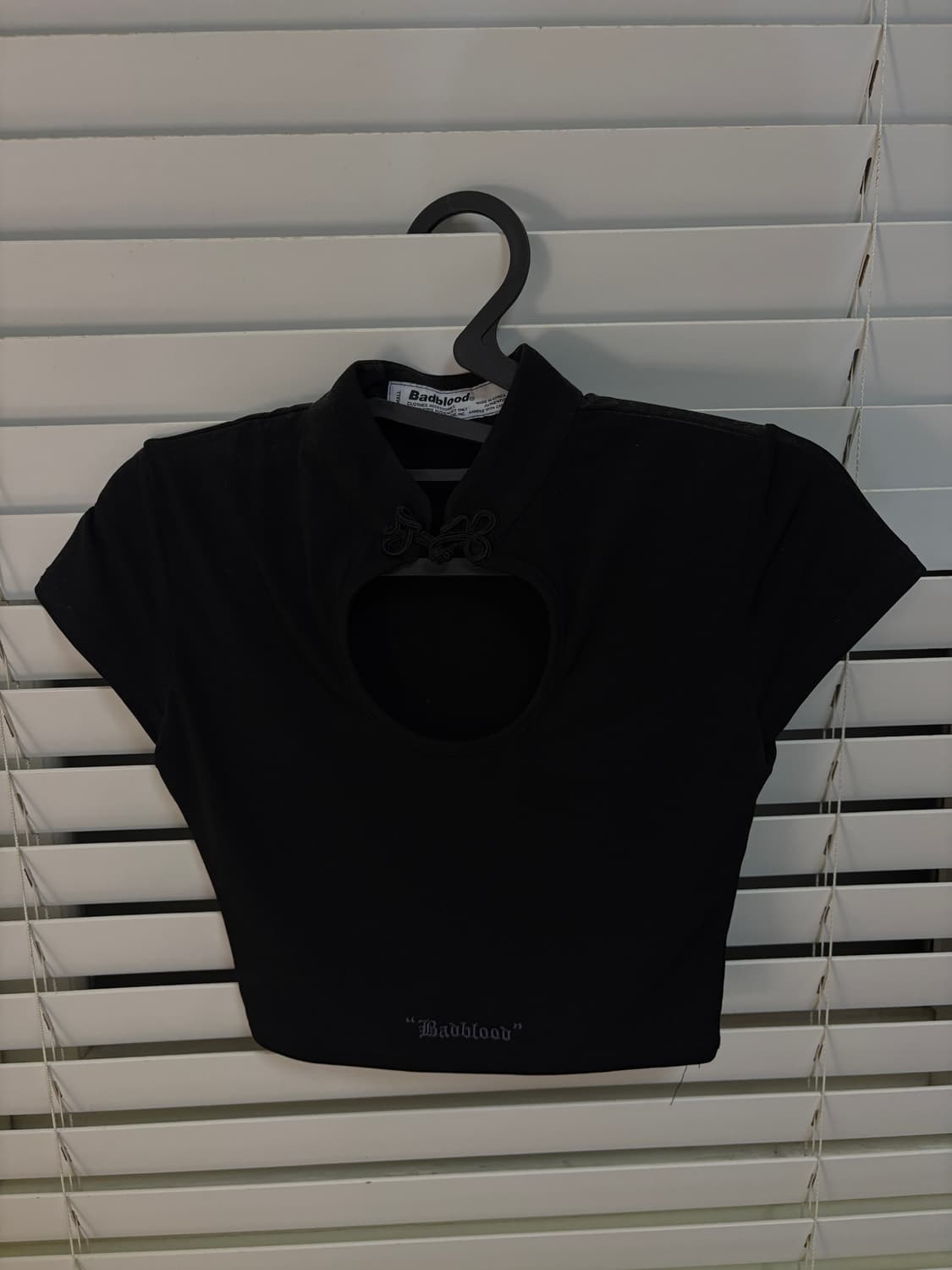 배드블러드 치파오 크롭 티 상품이미지2