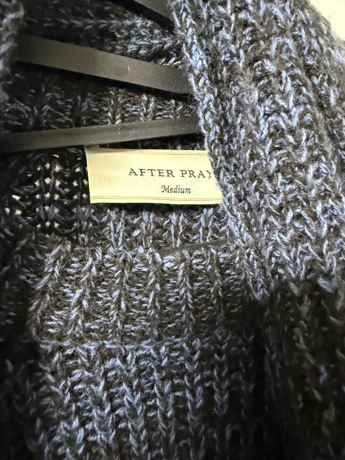 After pray 니트& 머플러 상품이미지2