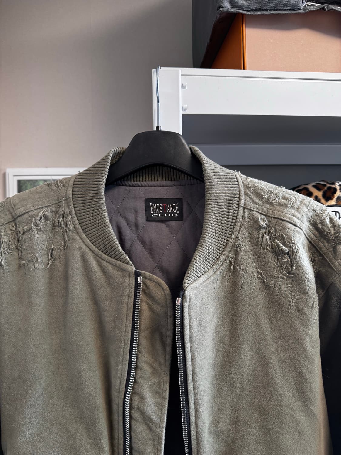 EMOSTANCE CLUB 봄버 상품이미지2