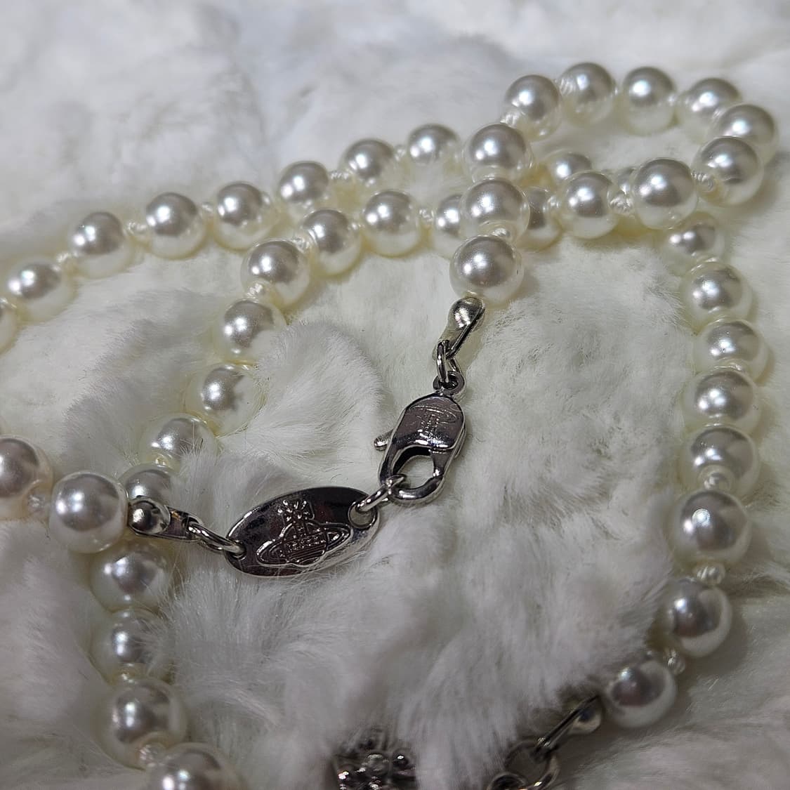 비비안웨스트우드 미니 바스 릴리프 진주 초커 실버 상품이미지3