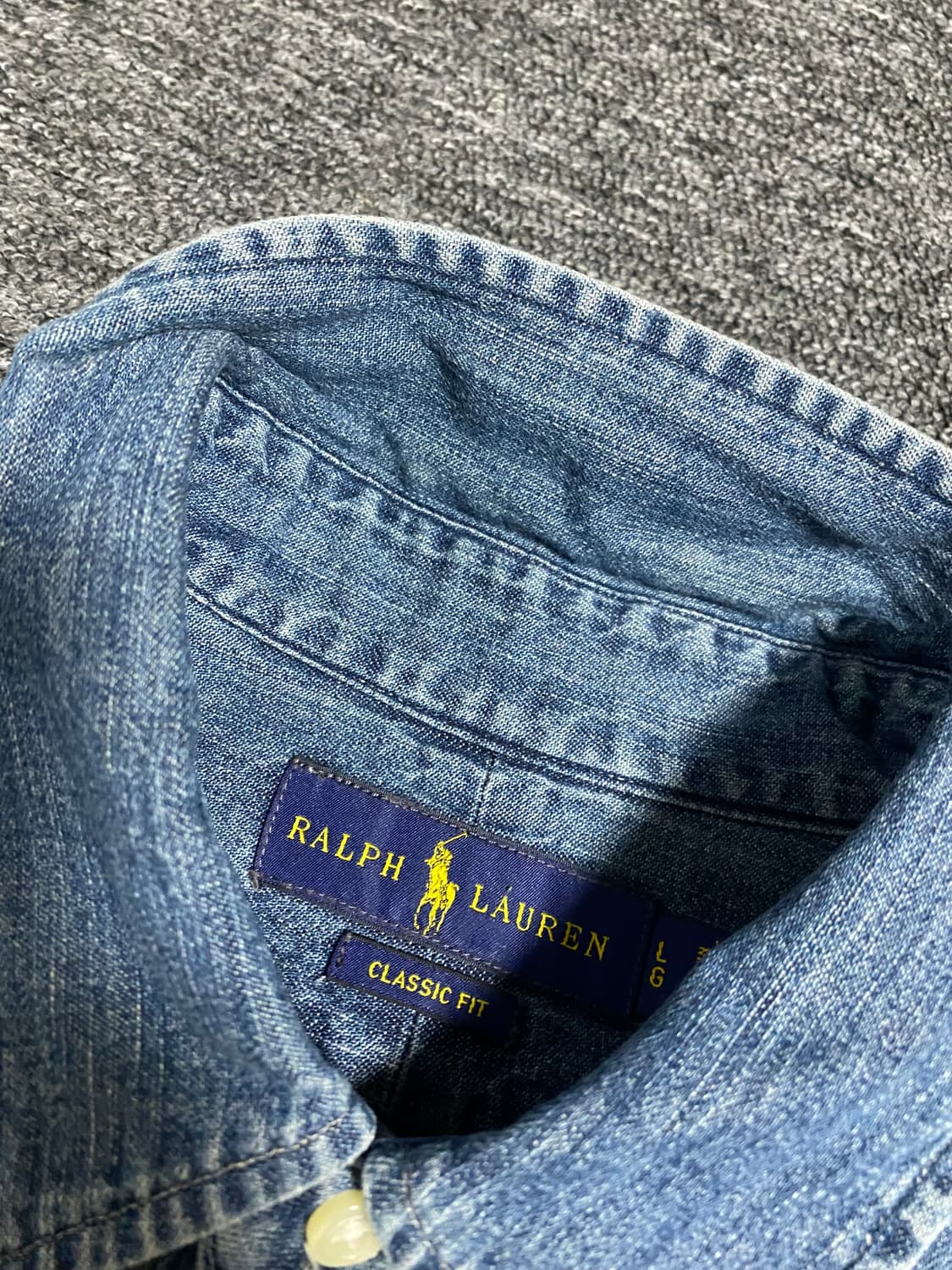 거의 새옷 옷정리 급처중. 최신형 QR택 폴로 청남방 상품이미지5