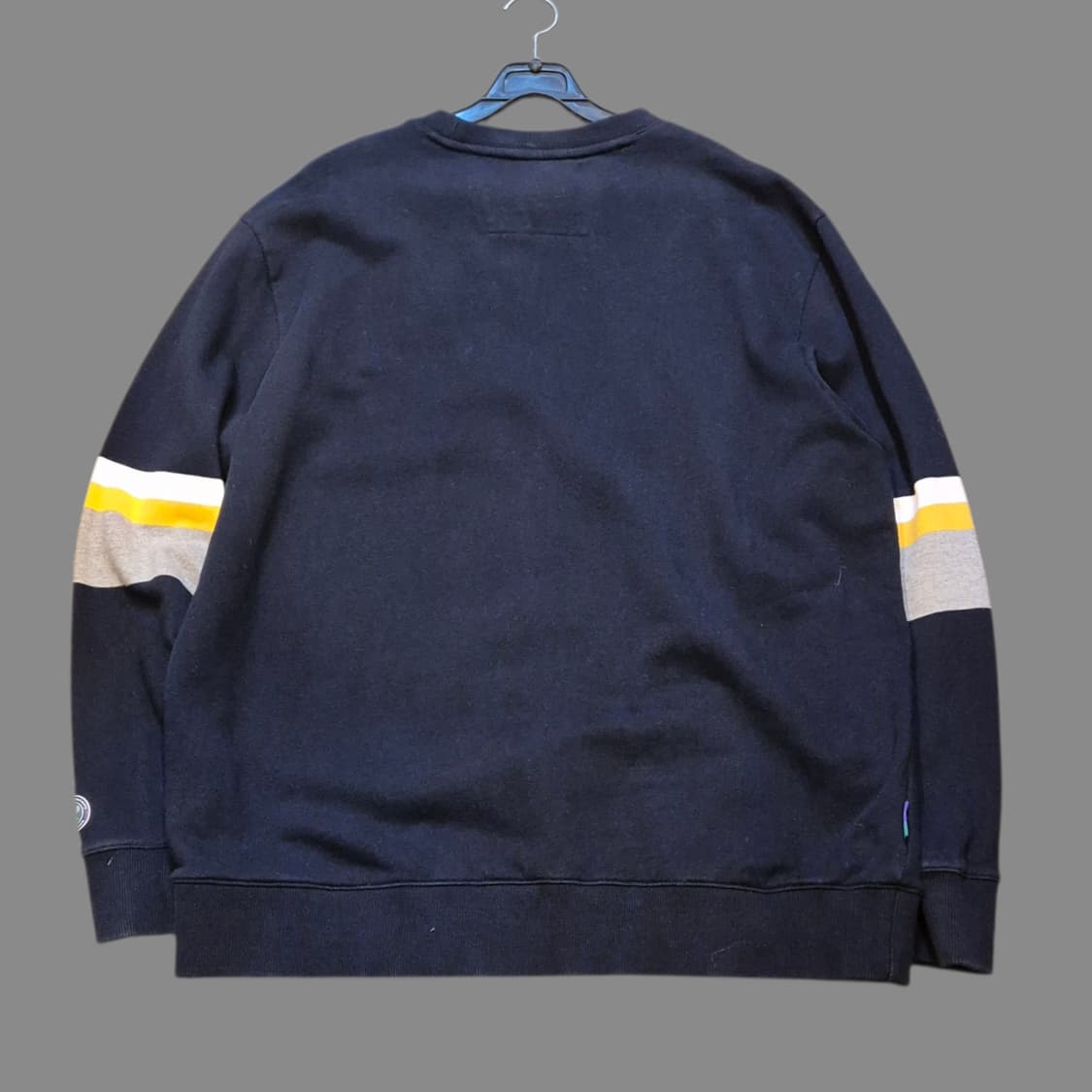 (115-size) 헤지스 네이비 맨투맨  상품이미지2