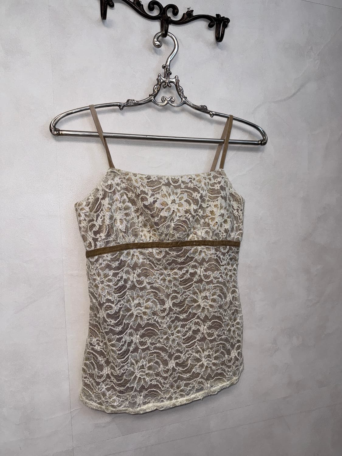 Beige oriental floral lace sleeveless 상품이미지4