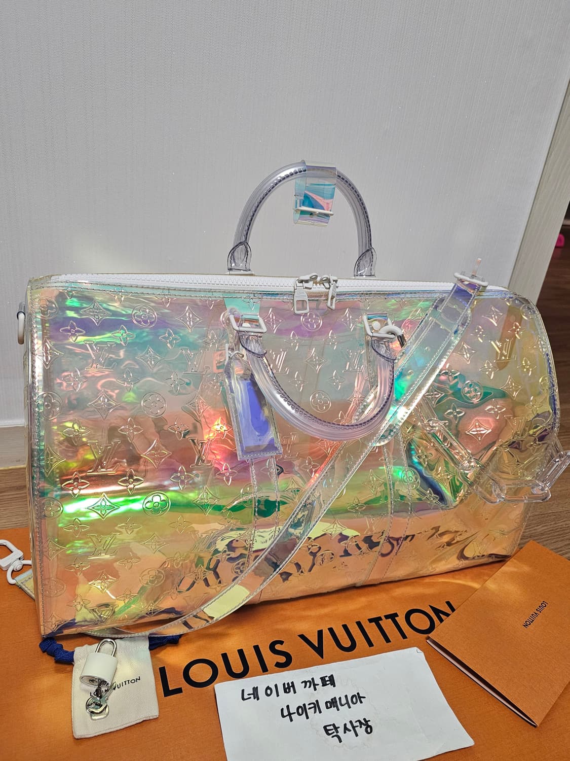루이비통 버질아블로 한정판 프리즘 키폴50 (새상품) 상품이미지3