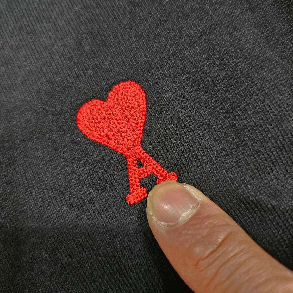 아미(AMI) 스몰 하트 스웻 맨투맨 티셔츠 XL size 105-110 상품이미지3