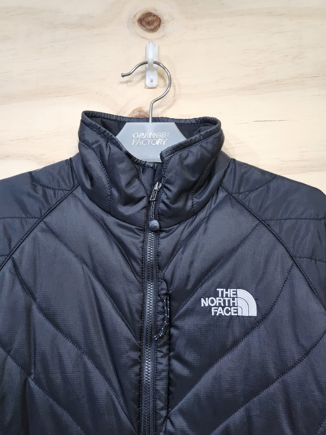 232) 노스페이스 블랙 경량 패딩 자켓 상품이미지4