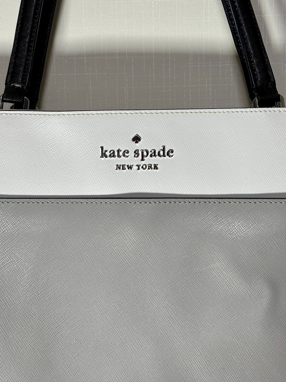 Kate Spade new york 실버 레더 숄더백 가죽 가방 상품이미지3