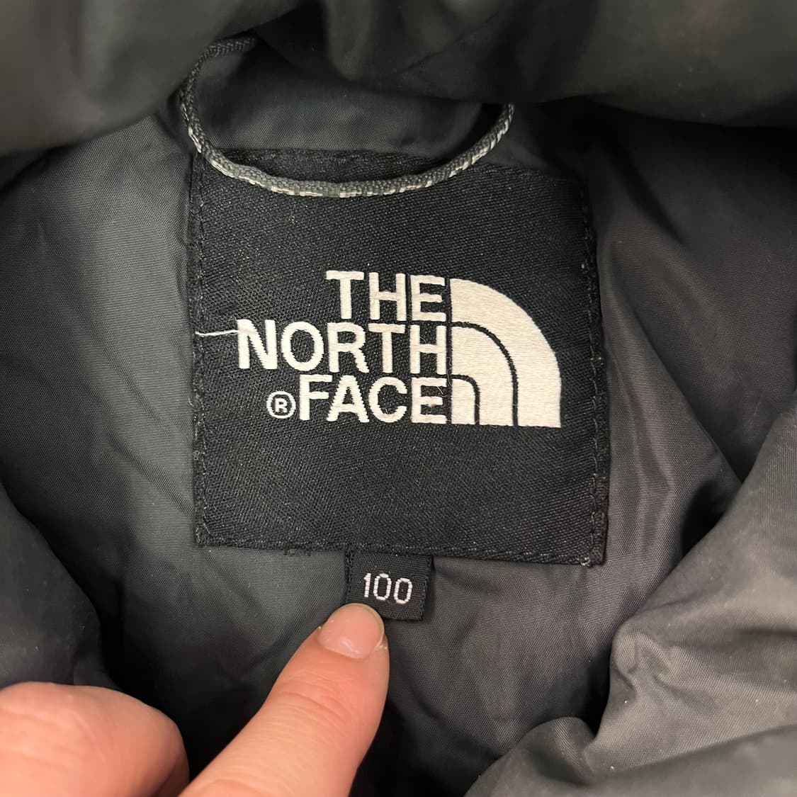 100 노스페이스 1996 눕시 700 카키 패딩 상품이미지3