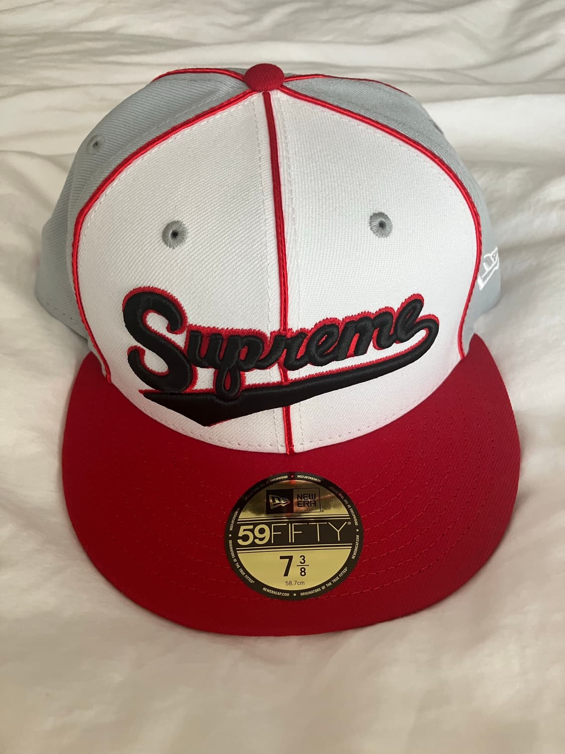 [58.7/738] 슈프림 뉴에라 파이핑 스크립트  상품이미지1