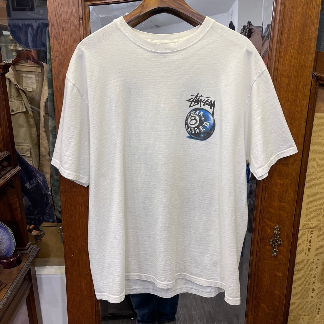 스투시 Stüssy x Born x Raised 8 Ball Tee 상품이미지1