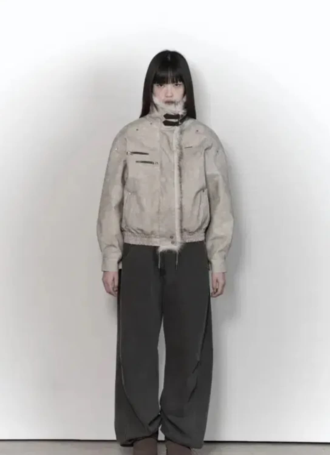 <새상품> 피그먼트 무스탕 퍼 점퍼 (그레이시 베이지) 상품이미지2