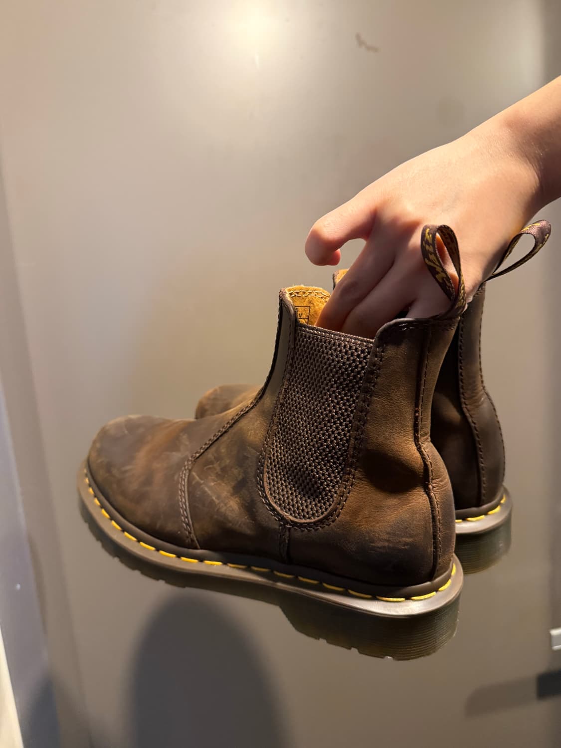 닥터마틴 첼시부츠 크레이지호스 다크브라운 상품이미지7