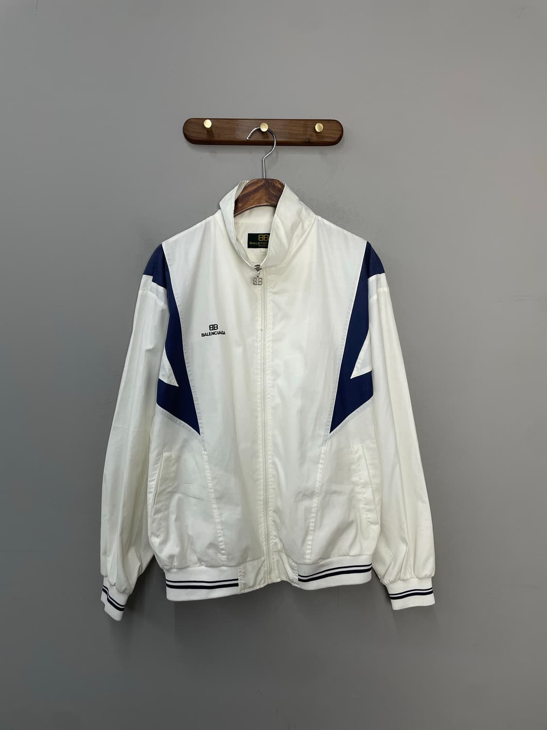 발렌시아가 아카이브 라이선스 올드스쿨 바람막이 H2293 상품이미지2