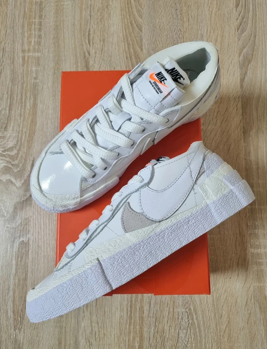 [245]나이키 사카이 블레이저 화이트 페이턴트 레더 블레이져 상품이미지1