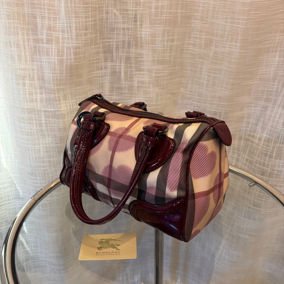 정품 버버리 하트 노바체크 갸루 토트백     상품이미지4