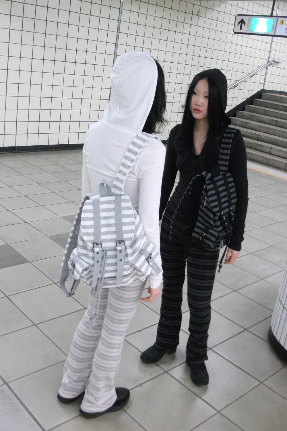 파히섬 wool stripe backpack gray 상품이미지2