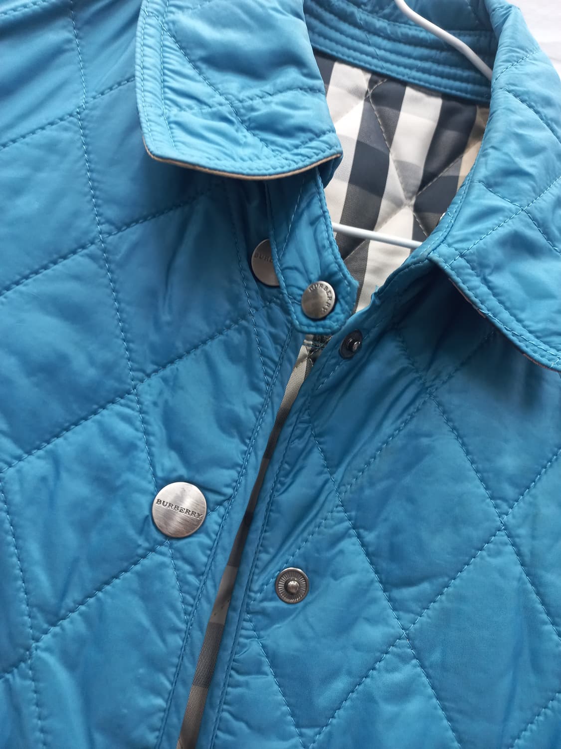 버버리 블루 컬러 다이아몬드 퀼팅 자켓 (여 85) 상품이미지4