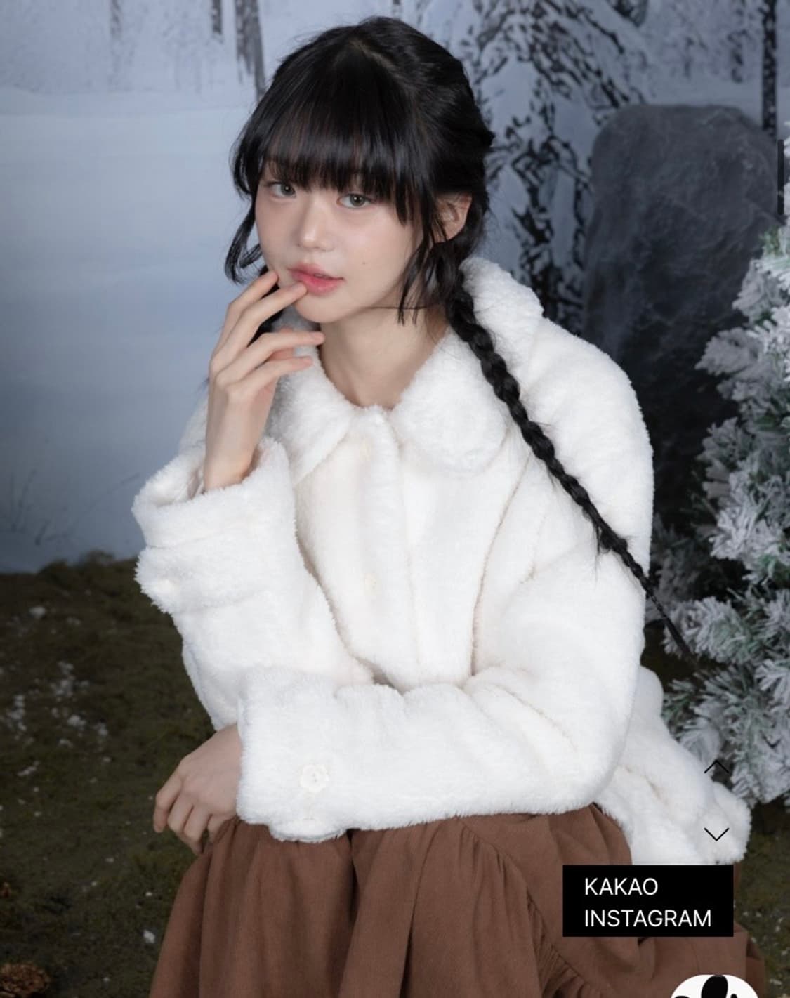 나이엔 플라워 프릴 에코 퍼 코트 상품이미지2