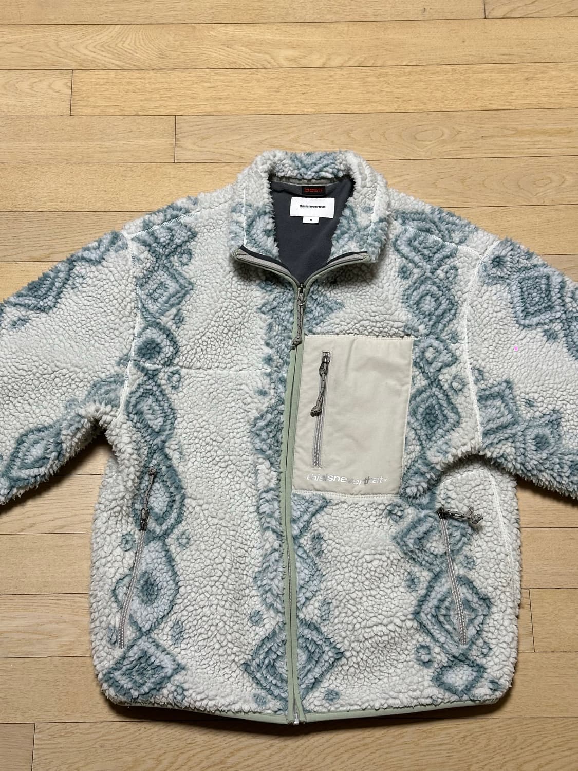 디스이즈네버댓 후리스  상품이미지1