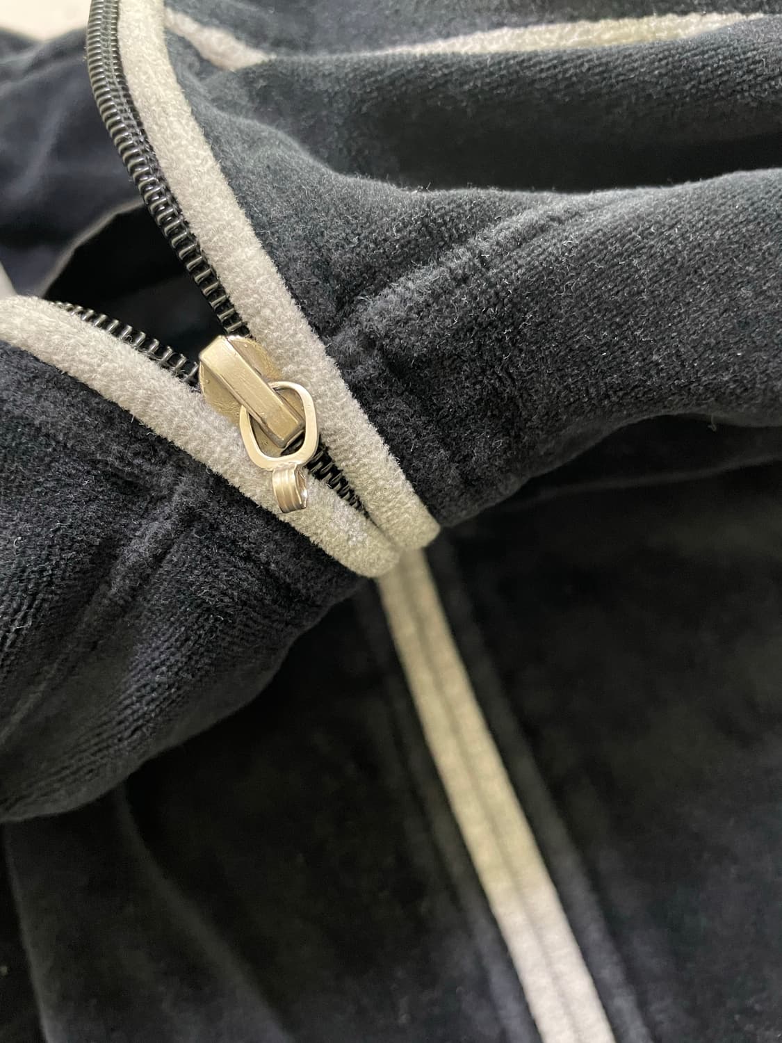 션존 벨루아 자켓  상품이미지4