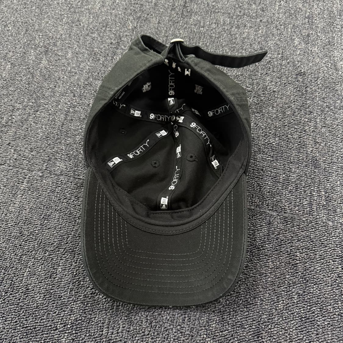 뉴에라 x 다크룸 볼캡 모자 상품이미지6