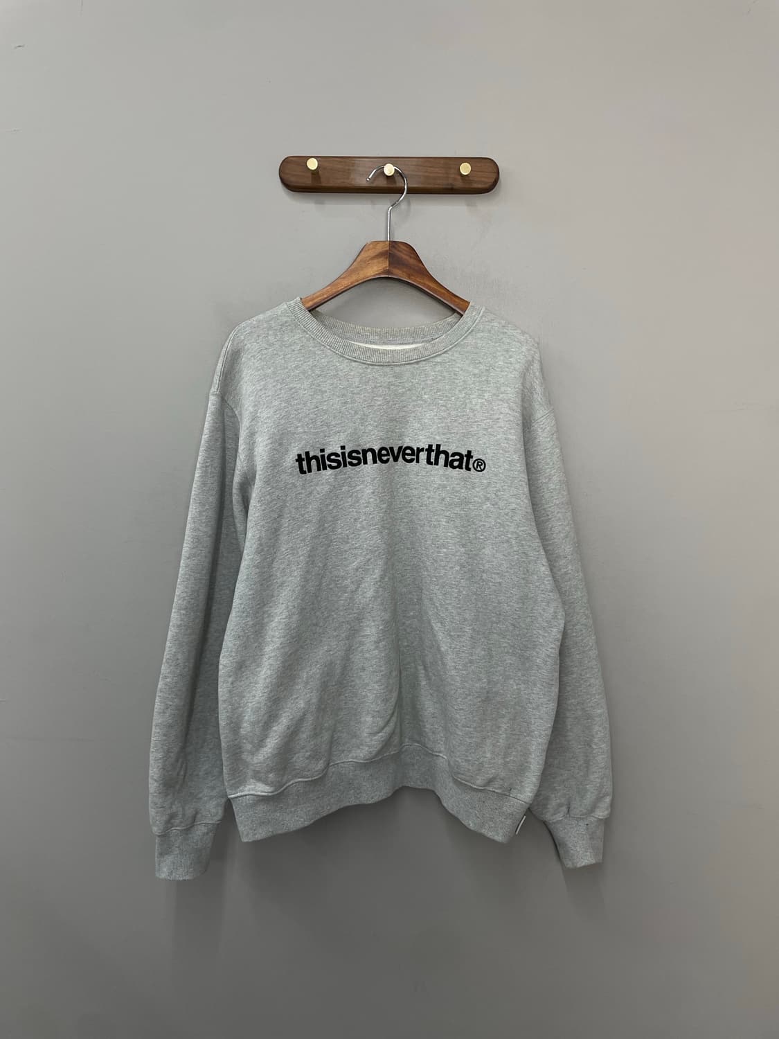 디스이즈네버댓 그레이 맨투맨 H2264 상품이미지2