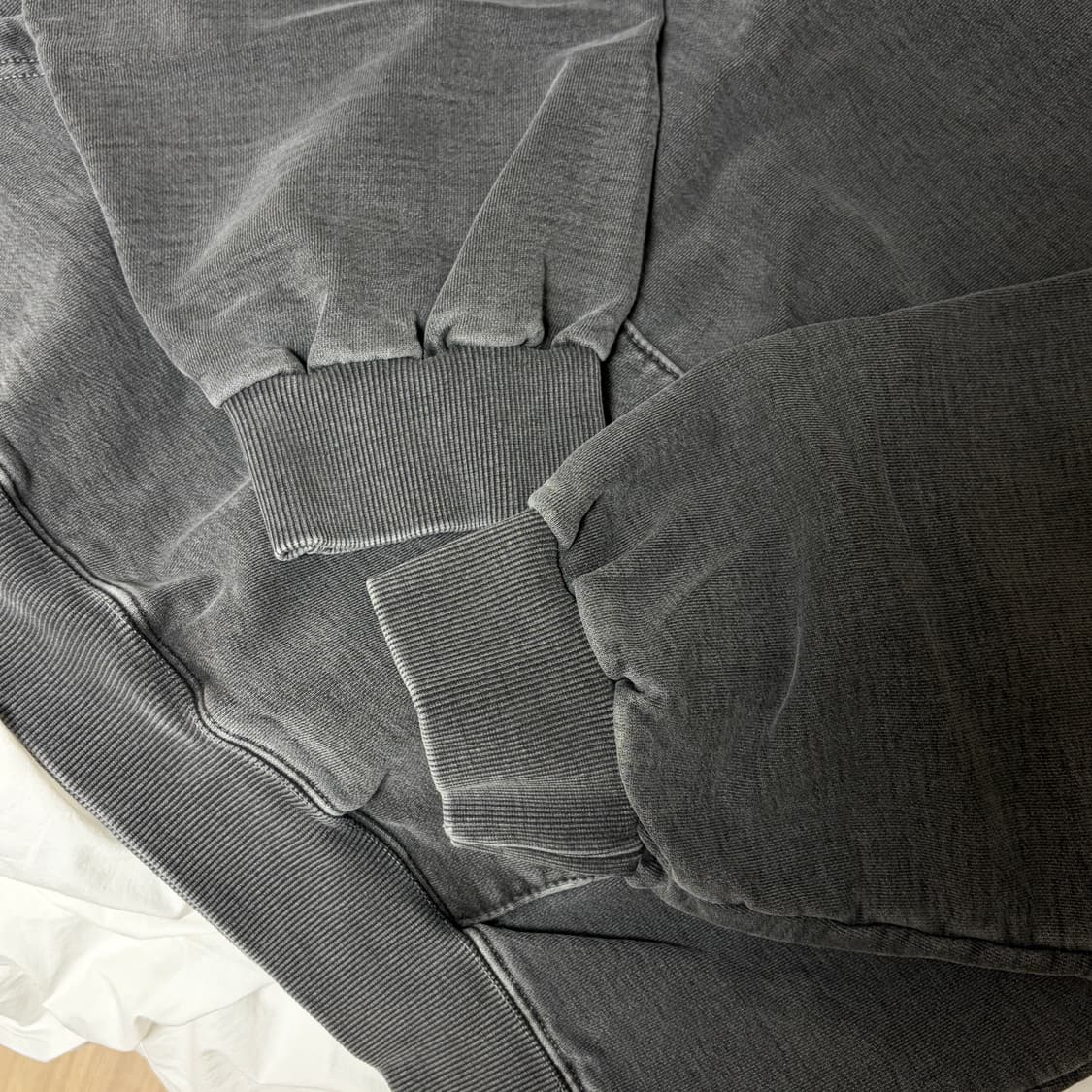 데우스엑스마키나 피그먼트 후드티 L 차콜 상품이미지5