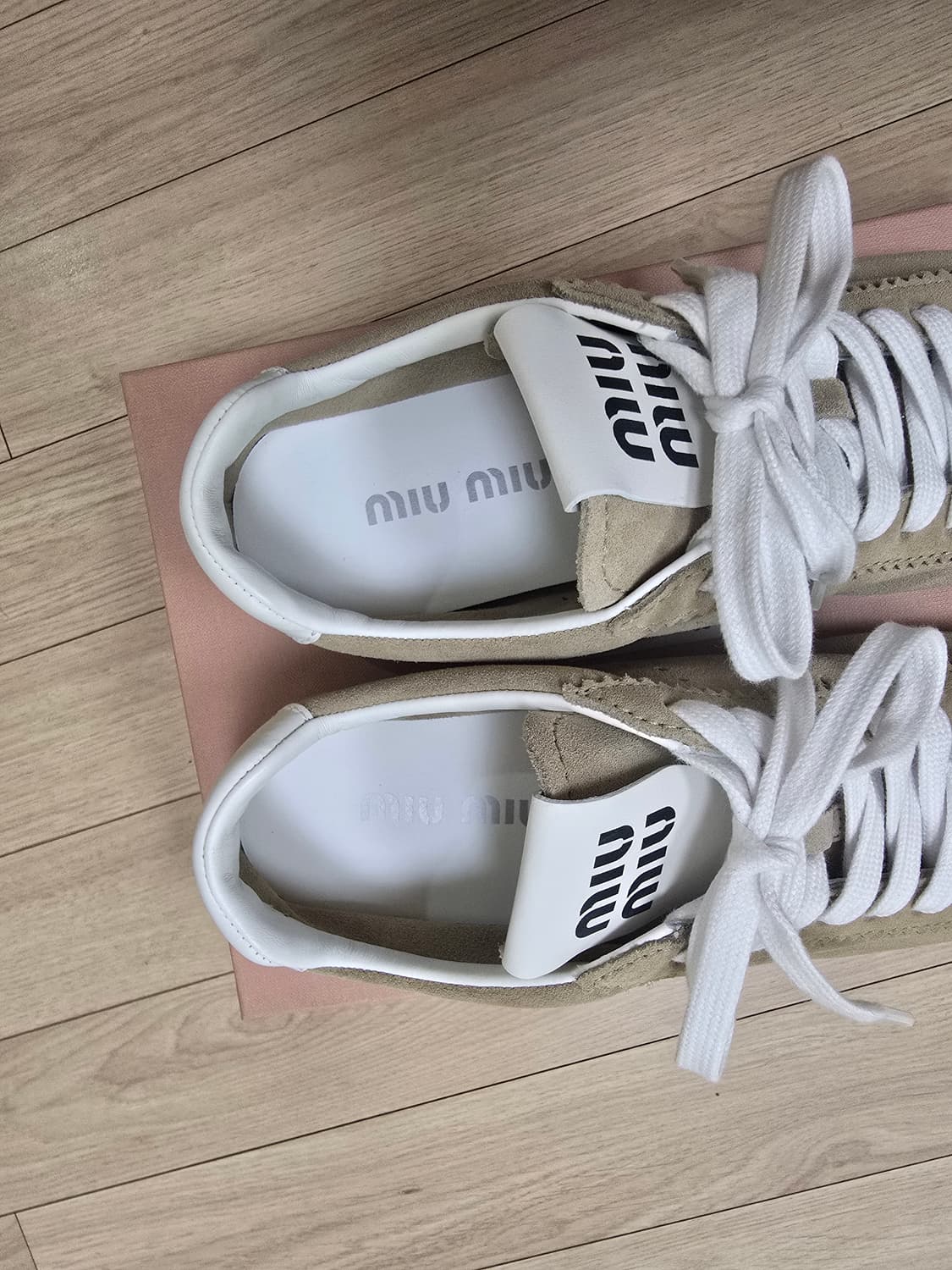 미우미우 플룸 39 상품이미지2