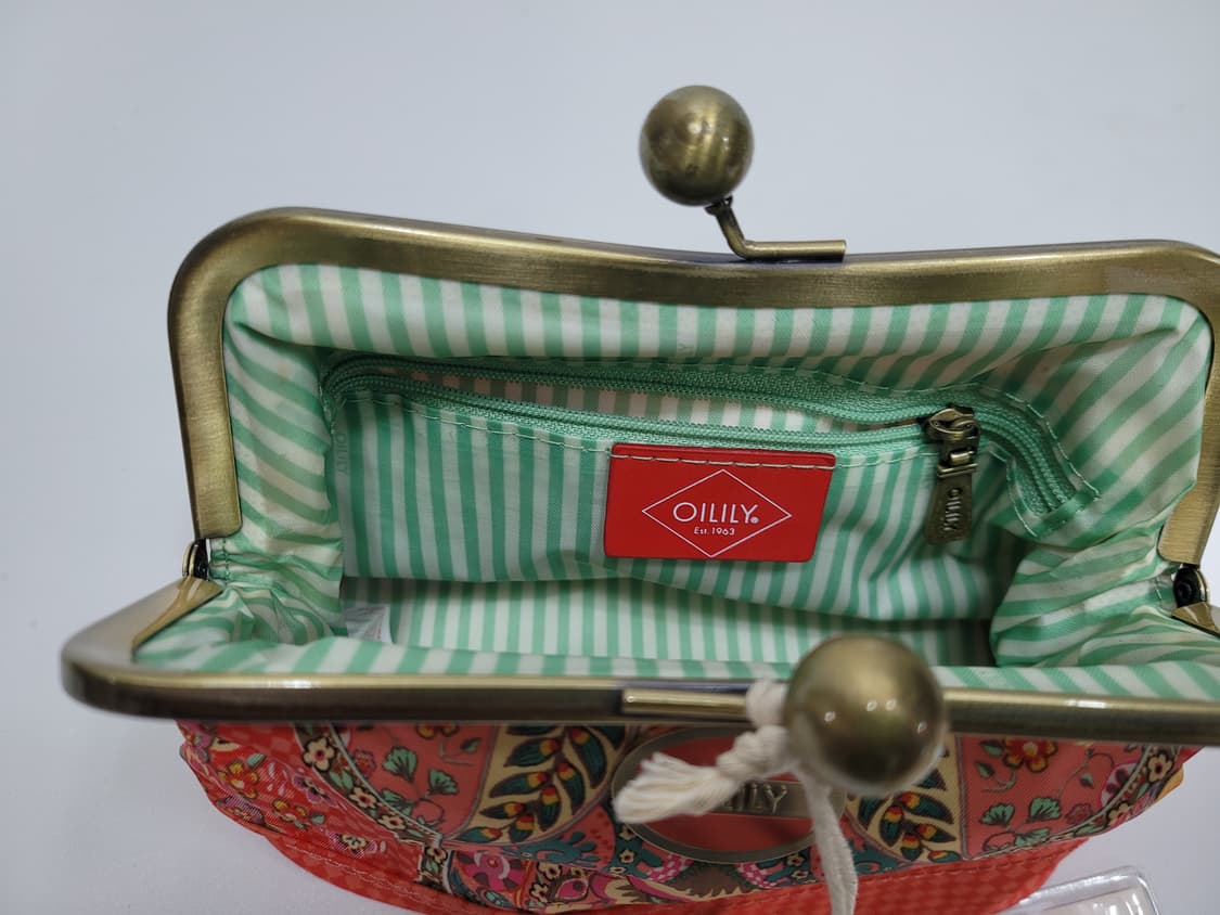 (새상품) OILILY 오일릴리 코스메틱백 / 백화점 매장판
 상품이미지8