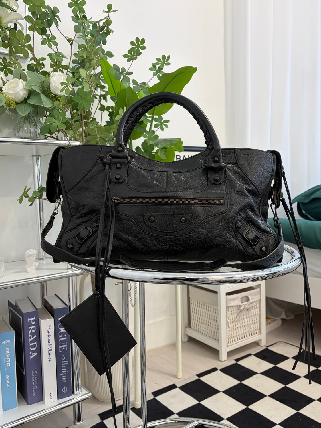 [A+ 정품] 발렌시아가 시티 모터백 파트타임 블랙 상품이미지1