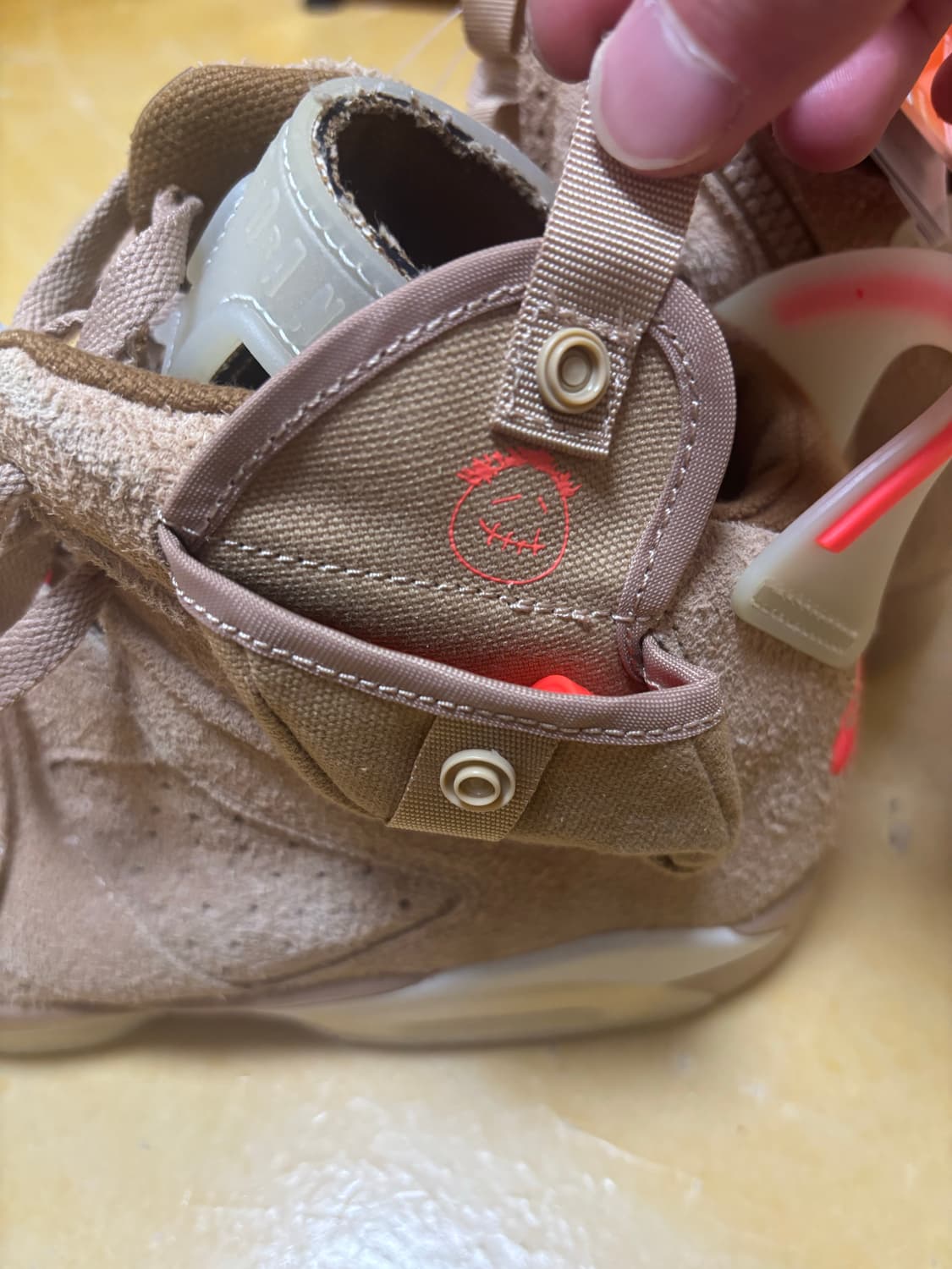 나이키 트레비스 스캇 레트로 SP  브리튀시 카키 상품이미지2